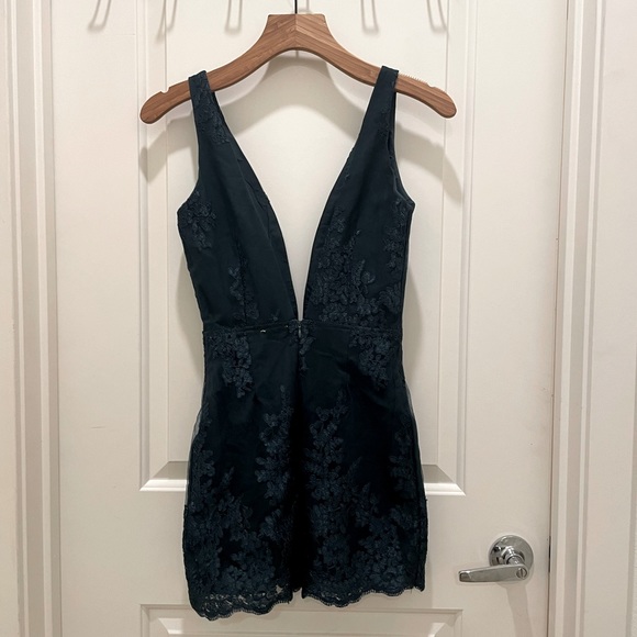 Emerald Green Mini Dress - Picture 3 of 6